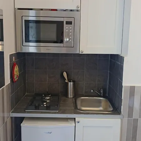 Aparthotel La Dimora Materdei Neapel